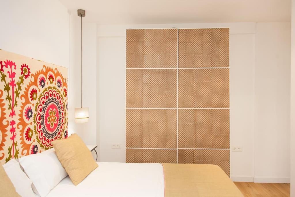 Modern & Nice Apartment. Old Town. Private Parking Σεβίλλη Εξωτερικό φωτογραφία