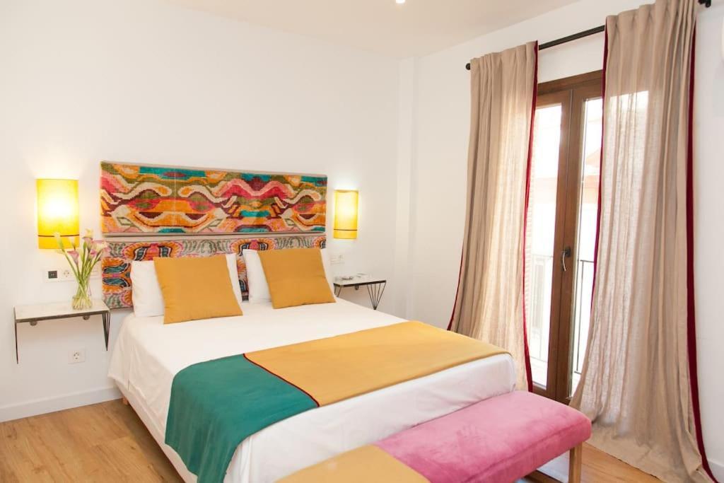 Modern & Nice Apartment. Old Town. Private Parking Σεβίλλη Εξωτερικό φωτογραφία